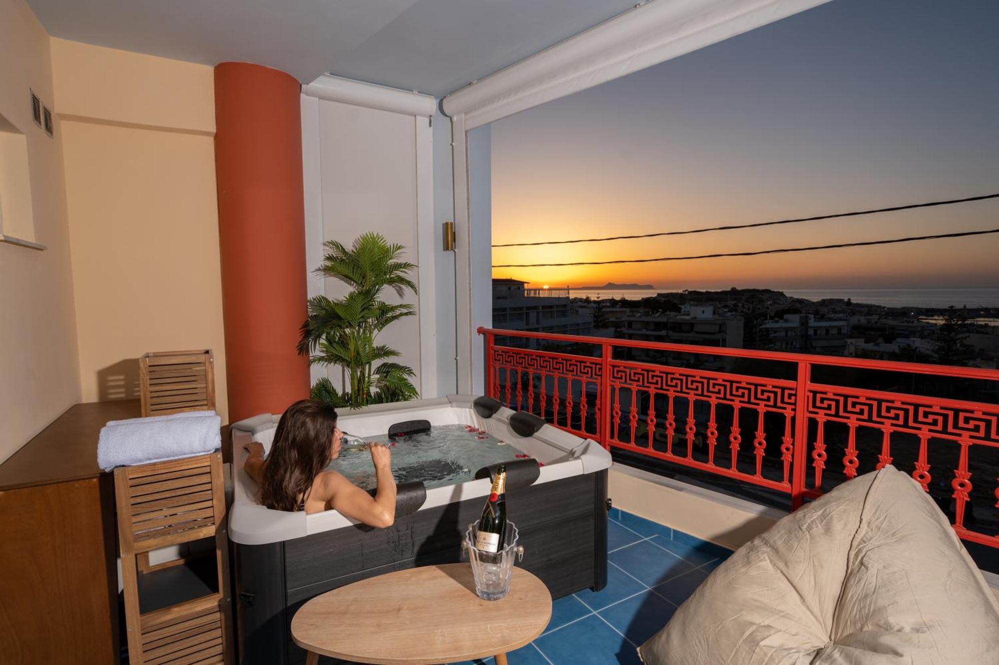 Vdg Luxury Seafront Residence Rethymno  Bagian luar foto
