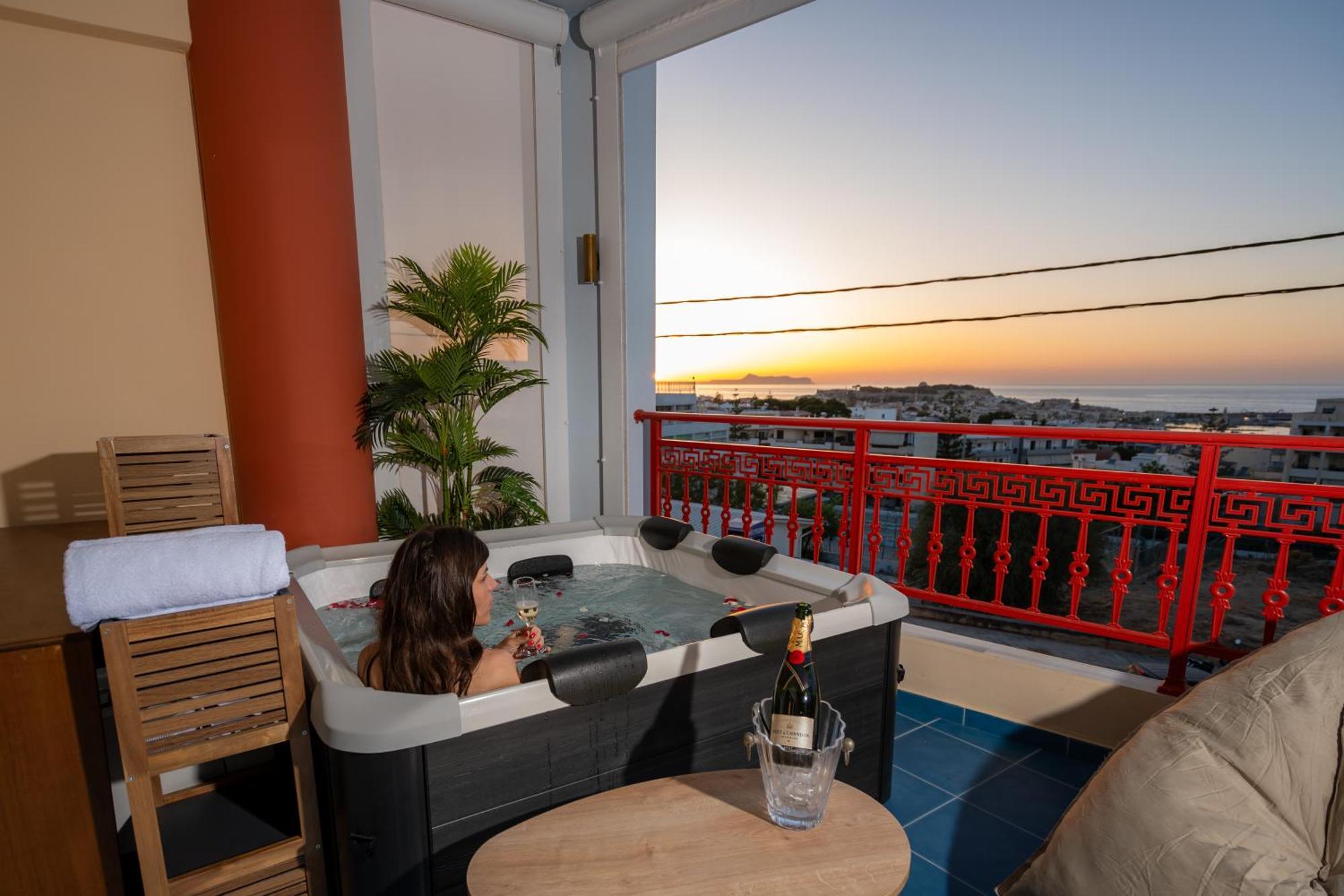 Vdg Luxury Seafront Residence Rethymno  Bagian luar foto